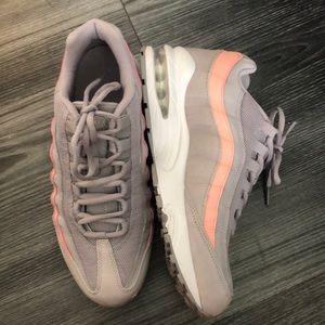 Air Max ‘95 YOUTH SIZE 7